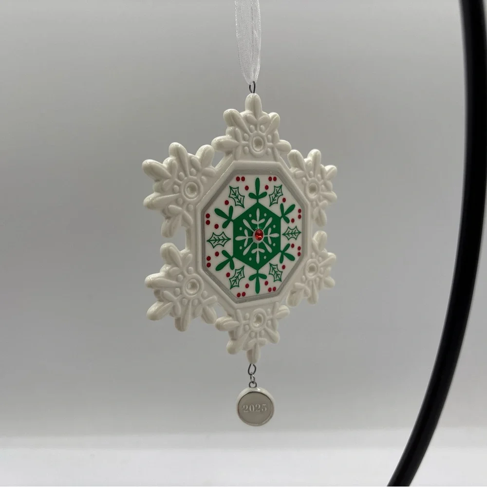 Hallmark Keepsake 2025 Snowflake Christmas‎ Tree Ornament Porcelain